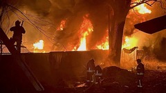 Ukraine tuyên bố giáng đòn  "sấm sét " vào mục tiêu ở Moscow, ghi nhận nhiều tiếng nổ vang trời