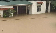 Mưa như  "trút nước " khiến Quảng Nam ngập sâu nhiều nơi