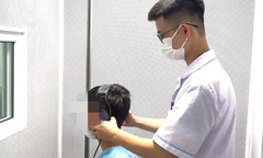Người đàn ông 35 tuổi suýt điếc vĩnh viễn vì tắm nước lạnh ban đêm