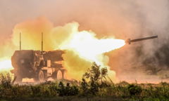 Tổng thống Zelensky lại nhận tin  "sét đánh ngang tai " giữa lúc  "căng thẳng tột độ "