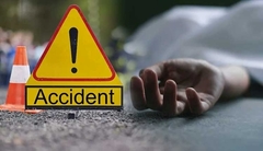 Thương tâm: Xe tải chạy quá tốc độ bất ngờ lật nhào, 4 bé trai bị đè trúng tử vong ở Ấn Độ