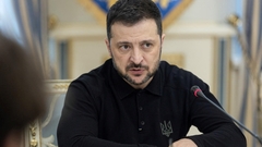 Tổng thống Zelensky nhận thêm  "tin trời giáng ", Ngoại trưởng Ukraine  "cầu cứu " phương Tây