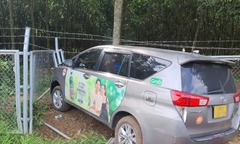 Clip: Hiện trường vụ ô tô 7 chỗ mất lái lao khỏi cao tốc Phan Thiết - Dầu Giây