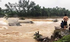 Thái Nguyên: Lũ trên sông Công dâng cao, cầu ngầm tràn 30m bị cuốn trôi 