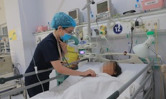 Kích hoạt báo động đỏ cứu sản phụ 36 tuổi nguy kịch vì sinh con tại nhà