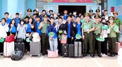 Kỳ thi tốt nghiệp THPT 2025: Gần 150 học sinh xã đảo ở Kiên Giang  "vượt biển " dự thi