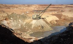 Ukraine nhận tin  "sét đánh ngang tai ", quân bài khoáng sản sắp bị thiêu rụi?