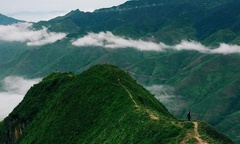 Ngắm hai  "sống lưng khủng long " thách thức dân phượt