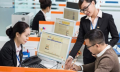 Lương giao dịch viên ngân hàng 1 tháng bao nhiêu ?