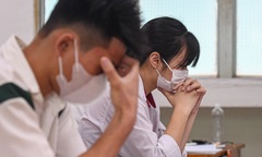 Thí sinh xét tuyển đại học bằng tổ hợp có Toán và Tiếng Anh bất an, có nhiều phương án để tối ưu cơ hội?