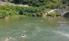 Người đàn ông tử vong vì cứu cô gái đuối nước trên sông, vợ gục ngã khi hay tin