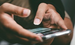 Cảnh báo: Nếu nhận được tin nhắn này, điện thoại bạn có thể đang bị theo dõi!