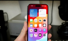 iPhone 15 bị nóng lên đến hơn 40 độ C xử lý thế nào