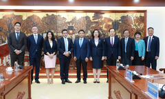 Bộ trưởng Bộ Tài chính làm việc với FTSE Russell về nâng hạng thị trường chứng khoán Việt Nam