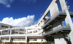 Mẹ lơ là để con trai 6 tuổi gây tai nạn nghiêm trọng ở bệnh viện, một trẻ sơ sinh tử vong ở Pháp