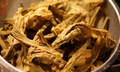 Cách giảm bớt độc tố trong măng khô