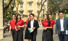 ĐH Khoa học Xã hội và Nhân văn công bố điểm sàn xét tuyển 2025, tất cả các ngành cùng một mức điểm?