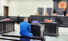 Vụ sát hại đồng nghiệp vì tranh giành khách: Tài xế xe ôm khai gì tại tòa?