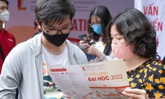 24 điểm vẫn hoang mang, nữ sinh cầm hơn 20 nguyện vọng  "cân não " tìm đường vào đại học