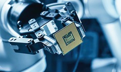 Tuyển sinh 2025 và bài toán chọn ngành: Sư phạm tung  "cú hích ", Bán dẫn - AI  "khát nhân sự ", đâu mới là  "ngành học vua "?