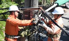 EVN Hà Nội hoãn toàn bộ các lịch cắt điện trong bối cảnh nắng nóng  "như thiêu như đốt "