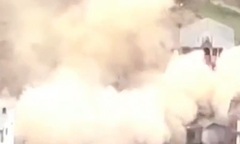 Clip: Cận cảnh lũ quét nhấn chìm một ngôi làng, hàng chục người mất tích tại Ấn Độ