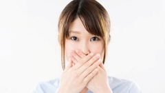 Dấu hiệu ở miệng cảnh báo gan đang gặp vấn đề