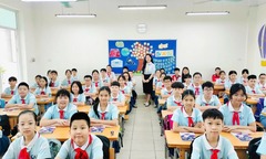 Một phường ở Đà Nẵng kêu gọi  "đổi " hoa khai giảng lấy quà cho học sinh nghèo