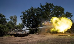 Ukraine bất ngờ rút quân ở nhiều mặt trận, tướng cấp cao Nga cảnh báo kịch bản biên giới bị tấn công
