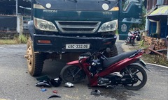 Tin tức tai nạn giao thông mới nhất ngày 18/8: Xe ben va chạm với xe máy, 2 người thương vong