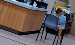 Thương tâm bé trai 2 tuổi ở với mẹ qua đời nhiều ngày không ai hay biết