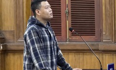 Vụ chồng tung clip “nóng” trả thù vợ cũ: Điện thoại của Nguyễn Vũ Quân chứa gì?