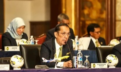 Bóng đá Malaysia  "gặp biến ", Chủ tịch FAM đột ngột từ chức