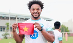 Xuân Son chuẩn bị tái xuất, HLV Kim Sang Sik nhận tin vui