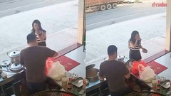 Clip: Đi mua đồ ăn sáng, cô gái ngỡ ngàng khi gặp mối tình đầu thời trung học sau 16 năm, cái kết đẹp hơn cả phim