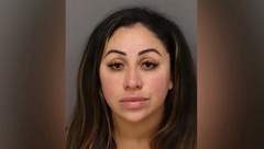 Nha sĩ  "dỏm " dùng keo dán móng để gắn răng sứ cho nhiều khách hàng ở Mỹ