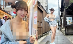 Nữ ca sĩ hứng chỉ trích vì mặc nội y gây phản cảm tại địa điểm du lịch nổi tiếng