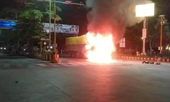 Clip: Tài xế say rượu lái xe tải đâm vào đám đông, 3 người tử vong thương tâm