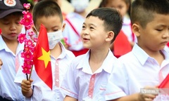 Năm học mới 2025-2026, học sinh trường tư sẽ được hỗ trợ học phí, cao nhất là 650.000 đồng/tháng