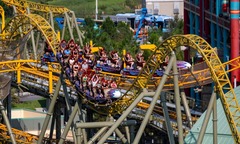 Người đàn ông tử vong sau khi chơi tàu lượn siêu tốc 100 km/h ở Mỹ, hé lộ nguyên nhân  "gây sốc "