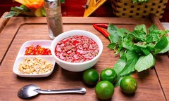 Tiết canh hấp tái có diệt được ký sinh trùng?