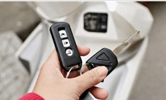 Bạn mượn xe rồi mang đi cầm cố, chủ xe có đòi lại được không?