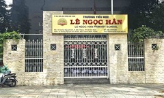 Hiệu trưởng một trường học ở TP.HCM bị đề nghị kiểm điểm trách nhiệm