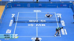 Lý Hoàng Nam nằm ra sàn đấu phản ứng với trọng tài ở giải pickleball châu Á
