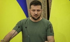 Ukraine  "bại trận liên hoàn " trên chiến trường, Tổng thống Zelensky họp  "nóng " về Nga