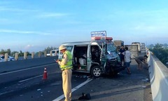 Tin tức tai nạn giao thông mới nhất ngày 5/10: Va chạm với xe tải, một phụ nữ tử vong