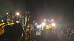 Lở đất kinh hoàng chôn vùi một chiếc xe buýt tại Ấn Độ, ít nhất 18 người tử vong