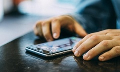 Đóng giả thành đàn ông lừa tình, lừa tiền bạn thân suốt 12 năm vì câu nói của phụ huynh  "Cháu chẳng xinh đẹp gì "