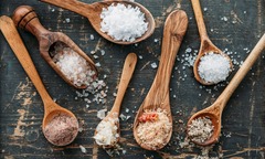 Loại gia vị quen thuộc trong bếp có thể gây hại thận nếu dùng thường xuyên
