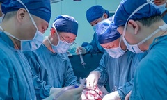 Người đàn ông Trung Quốc sống thêm 171 ngày nhờ ghép gan lợn